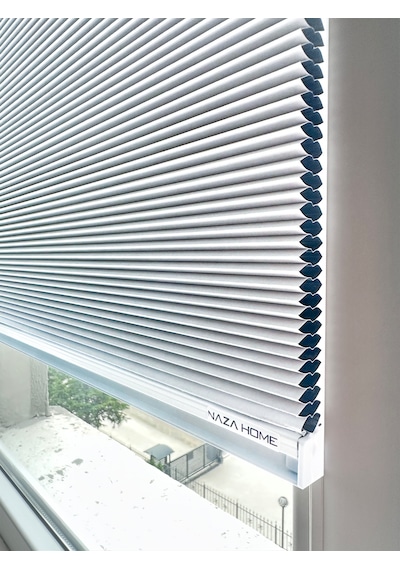 Honeycomb Isı Yalıtımlı %100 Karartma Blackout Plise Stor Perde Bal Peteği Katlanır Akordeon Vidalı Sistem Özel Ölçü Seçeneği Beyaz