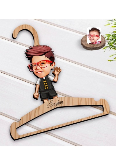 Kişiye Özel Erkek Çocuk Karikatürlü Standart Boy Ahşap Elbise Ask (551144492)