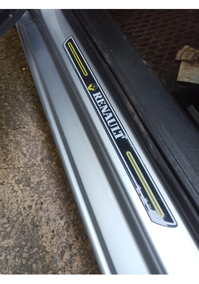 Renault Kangoo Kapı Eşiği Çamurluk Venti Piano Black
