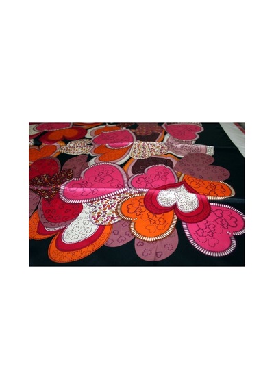 Tikitonki Kalp Desenli Kare Kesim Saten Siyah Eşarp - 90x90 Siyah Siyah