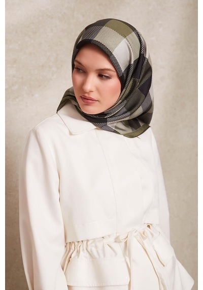 Levidor Noktalı Kareli Bask. Twill İpek Eşarp-0934 Mint Yeşili