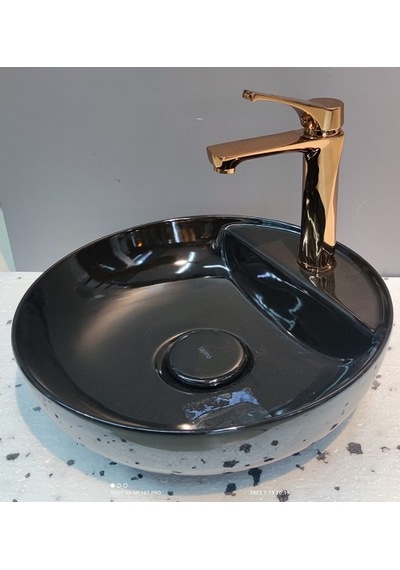 tezgah üstü 42 cm  lavabo batarya delikli parlak siyah