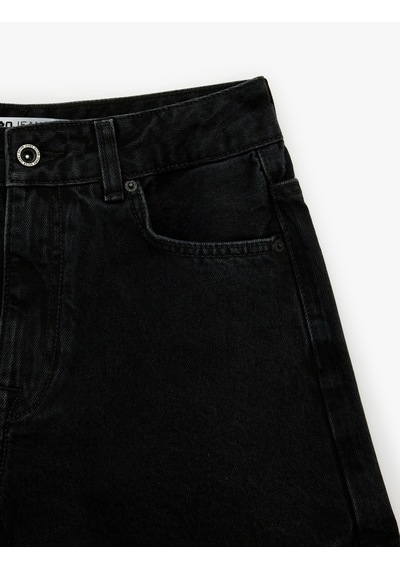 Koton Normal Bel Düğmeli Pamuklu Rahat Kalıp Mini Denim Şort Siyah 6sal40003md