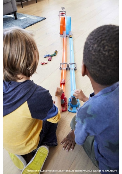 Hot Wheels Çift Çemberde Depar Pist Seti  Gfh85