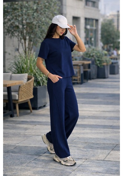 Gugus Kadın Modal Alt/üst Takım Kısa Kollu T-shirt Bol Paça Eşofman Wide Lege Model Lacivert Gugus Kadın Modal Alt/üst Takım Kısa Kollu T-shirt Bol Paça Eşofman Wide Lege Model Lacivert