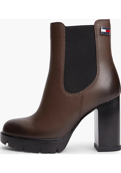 Tommy Hilfiger Kadın Marka Bayrak Logolu Chelsea Modeli Bağcıksız Topuklu Şık Görünüşlü Kahverengi Bot & Bootie En0en03112 Gt7 Tommy Hilfiger Kadın Marka Bayrak Logolu Chelsea Modeli Bağcıksız Topuklu Şık Görünüşlü Kahverengi Bot & Bootie En0en03112 Gt7