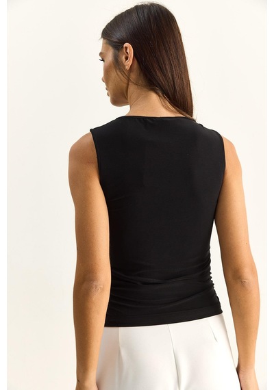 Shade Kadın Metal Aksesuarlı Belden Drape Detaylı Saran Bluz 2315 60286134 - Siyah