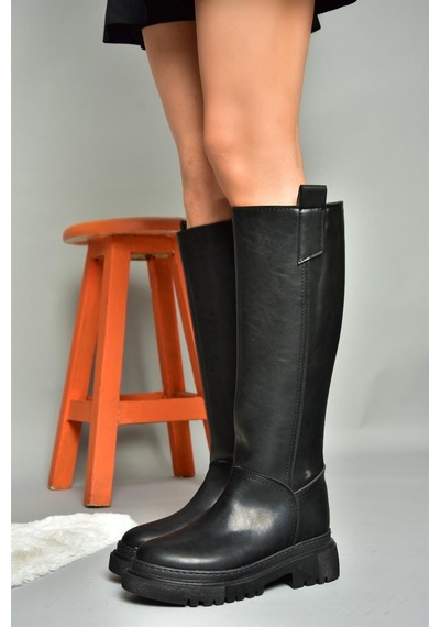 Fox Shoes R973201109 Siyah Cilt Kalın Tabanlı Kadın Çizme Siyah