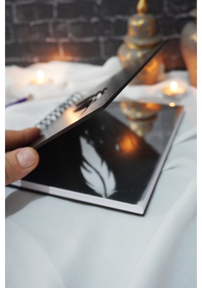 Kuşlu Tüy Tasarım Siyah Ahşap A5 Spiralli Okul Defteri - Çizgisiz Defter - Günlük - A5 Notebook