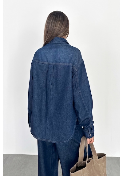 Kadın Koyu Mavi Jean Denim Oversize Kalıp %100 Tencel Dökümlü Cepli Düğmeli Kot Gömlek Sofia-6004