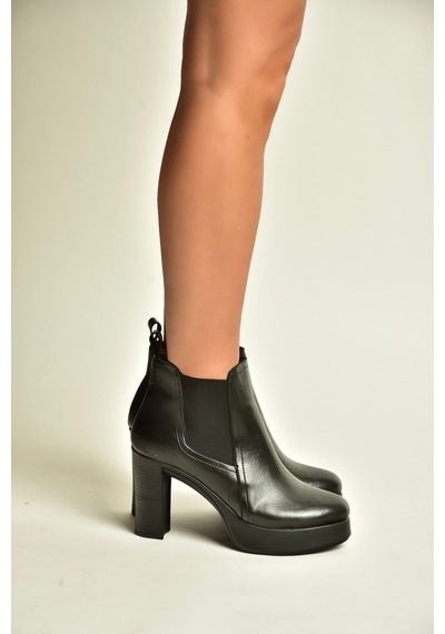 Fox Shoes Z996291509 Siyah Kalın Topuklu Kadın Bot