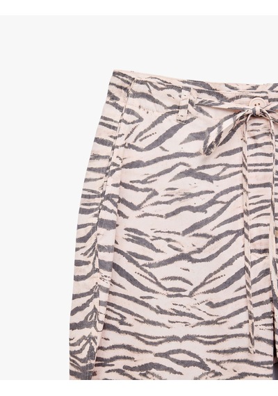 Koton Rahat Kalıp Beli Bağlamalı Cepli Geniş Paça Zebra Desenli Pantolon Bej Desenli 7wal40046ıw Ekru