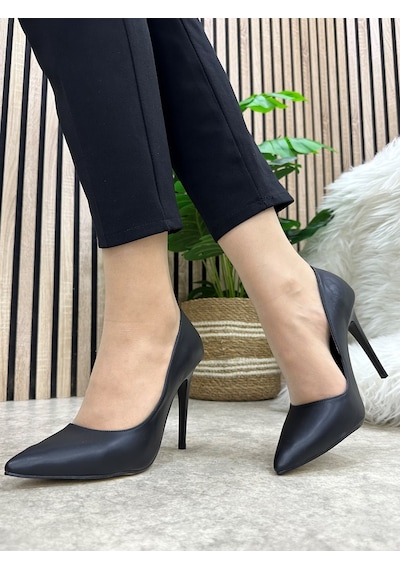 Nstil Günlük Kadın Stiletto Sivri Burun Düz Sade Şık Rahat Tırtıklı Taban İnce Topuklu Ayakkabı 289 Siyah