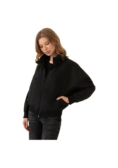 Kadın Dik Yaka Su Ve Rüzgar Geçirmez Oversize Crop Mevsimlik Yağmurluk Rüzgarlık-60 Siyah