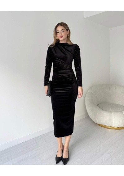 Efnaz Style Siyah Uzun Kollu Büzgü Detay Kadife Kumaş Midi Boy Elbise