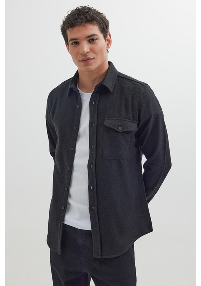 Tudors Erkek Slim Fit Tek Cep Kapaklı Düz Oduncu Spor Siyah Gömlek-41586 Siyah Tudors Erkek Slim Fit Tek Cep Kapaklı Düz Oduncu Spor Siyah Gömlek-41586 Siyah