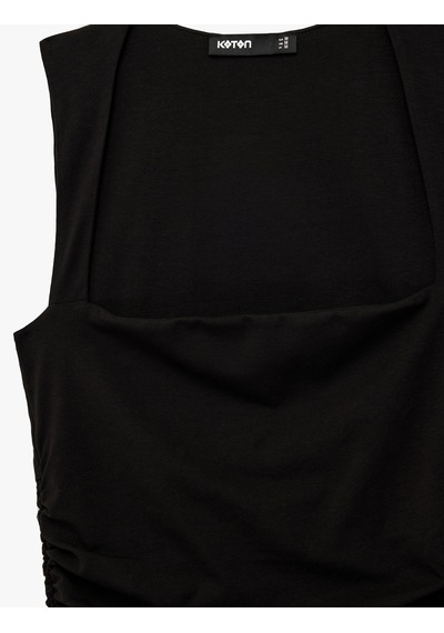 Koton Pamuklu Slim Fit Drape Detaylı Kare Yaka Kolsuz Bluz Siyah 6sak10172ek Siyah