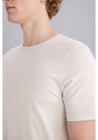 DeFacto Slim Fit Dar Kesim Bisiklet Yaka Modal Karışımlı Pamuklu Basic Düz Kısa Kollu Tişört M6606AZ25SPER20 DeFacto Slim Fit Dar Kesim Bisiklet Yaka Modal Karışımlı Pamuklu Basic Düz Kısa Kollu Tişört M6606AZ25SPER20