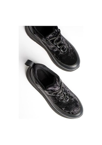 Yeni Bej - Kadife Dolgu Taban Sneaker Model 440583 Siyah