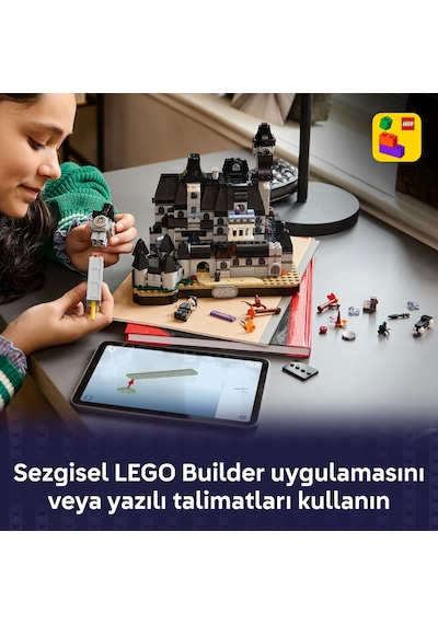 LEGO® Wednesday Nevermore Akademisi 76788 - 10 Yaş ve Üzeri Çocuklar için Mikro Figür İçeren Oyuncak Yapım Seti (890 Parça)