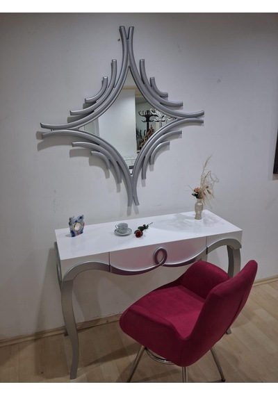 Dresuar Cnc Kabartma 90669 Model Aynalı Kelebek Kolçaklı Sandalye Ayak Parlak Beyaz Gri Renk Beyaz - Gri Dresuar Cnc Kabartma 90669 Model Aynalı Kelebek Kolçaklı Sandalye Ayak Parlak Beyaz Gri Renk Beyaz - Gri