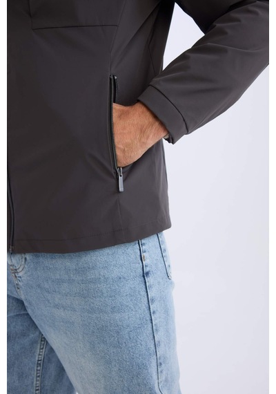 DeFacto Slim Fit Dar Kesim Kapüşonlu Astarlı Fermuarlı Cepli Mevsimlik Mont D7451AX25SPAR104 DeFacto Slim Fit Dar Kesim Kapüşonlu Astarlı Fermuarlı Cepli Mevsimlik Mont D7451AX25SPAR104