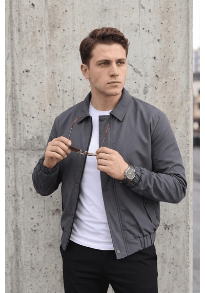Oksit Muxi Slim Fit Fermuarlı Ve Çıtçıt Korumalı Astarlı Suya Dayanıklı Erkek Mevsimlik Bomber Ceket Fume Oksit Muxi Slim Fit Fermuarlı Ve Çıtçıt Korumalı Astarlı Suya Dayanıklı Erkek Mevsimlik Bomber Ceket Fume