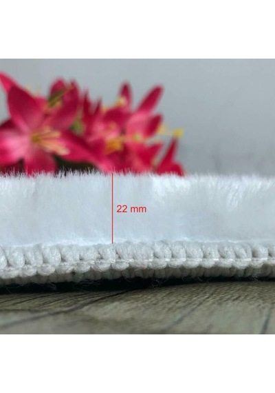 Tappeto Rex Tavşanı Post Halı Beyaz (22 Mm Tüy)