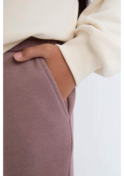 DeFacto Kız Çocuk Standart Fit Beli Paçası Lastikli Cepli Kalın Jogger Eşofman Altı D3845A824WNBR498 Bordo