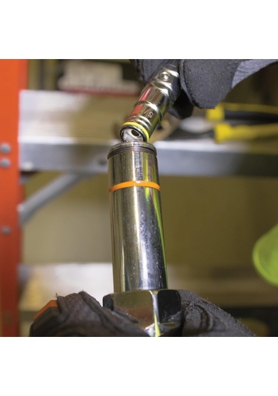 Klein Tools 32801 Tornavida 5 I 1 Arada, Dayanıklı, 32807mag