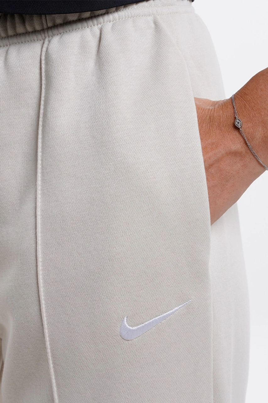 Nike Sportswear Regular Fit Pant Bol Ve Uzun Kesim Eşofman Altı Beyaz Krem Beyaz - Bej