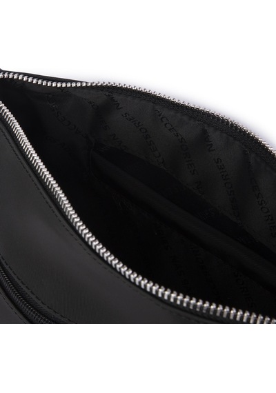 Nas Bag Kadın Çapraz Çok Gözlü Günlük Çanta Siyah Buzzy 30x22 Cm Ebatlarındadır. Siyah