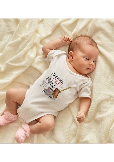 Bk Gift Bk Kids İsimli Annemin Kahveye İhtiyacı Var Tasarımlı Bebek Body Zıbın - Model 1 9-12 Ay Sarı