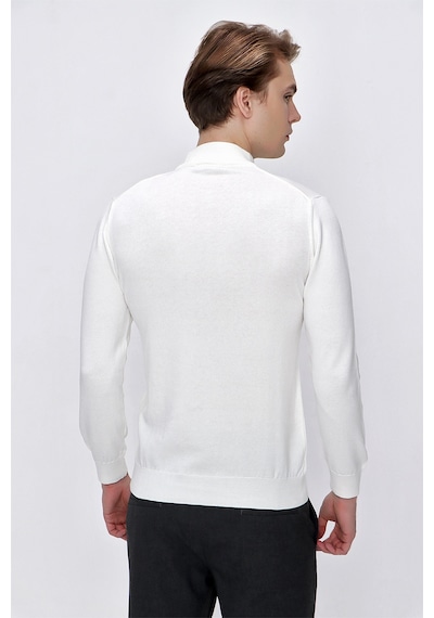 Morven Basic Dinamik Fit Rahat Kesim Yarım Balıkçı Yaka Triko Kazak 99kc017002454 Ekru