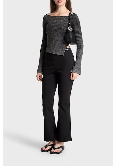 Calvin Klein Logolu Flare Fit Yüksek Bel Pantolon Lv047g632gub1 Bayan Pantolon Lv047g632g Ub1 Siyah Calvin Klein Logolu Flare Fit Yüksek Bel Pantolon Lv047g632gub1 Bayan Pantolon Lv047g632g Ub1 Siyah