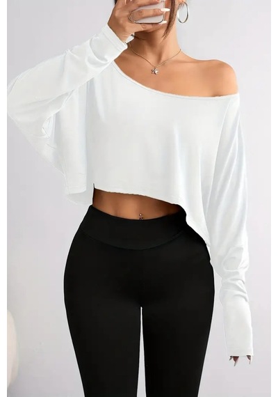 Kadın Düşük Omuz Kayık Yaka Oversize Uzun Kollu Crop T-shirt Beyaz