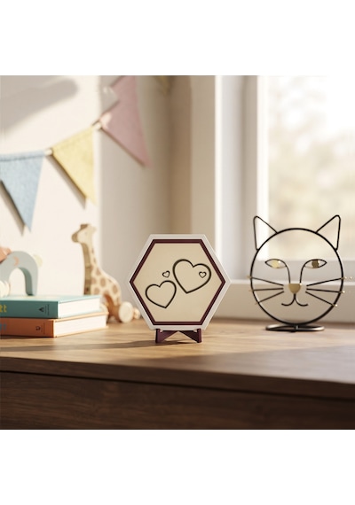 Estetik İkili Kalp Desenli Masaüstü Aksesuarı Kahve Köşelerinizi Modern Çizgilerle Tamamlayan Şık Obje 10x10 Cm, Pudra