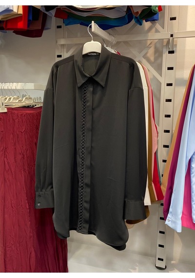 Pera Moda Büyük Beden İç Göstermeyen Uzun Oversize Önü Nakışlı Şık Gömlek Siyah