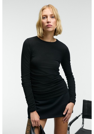 ETHIQUET INSSAZA Kadın Vücuda Oturan Büzgülü Slim Fit Siyah Bluz