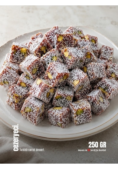 Cezeryeci Antep Fıstıklı Küp Cezerye 250 G