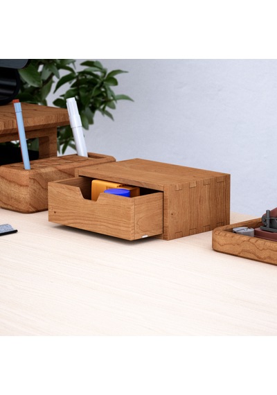 Desna Tek Katlı Tek Çekmeceli Mini Dolap - Kiraz 18 Cm Uzunluk X 12.1 Cm Derinlik X 7.2 Cm Woodsaka Doğal Ahşap