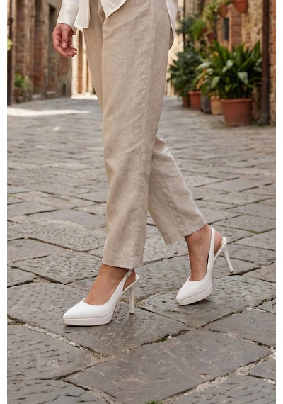 Erkan Saçmacı Scarlett Slingback Beyaz Vegan Sivri Burun Arkası Açık İnce Platform Topuklu Gelin Ayakkabısı Erkan Saçmacı Scarlett Slingback Beyaz Vegan Sivri Burun Arkası Açık İnce Platform Topuklu Gelin Ayakkabısı
