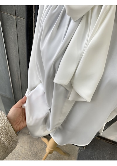 Pera Moda Pile Detaylı Parisfular Yaka Gömlek Beyaz