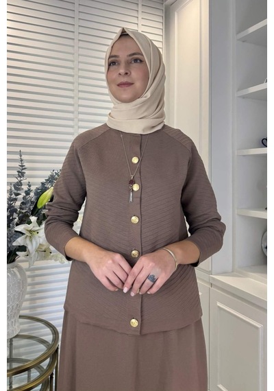 Rabia Şamlı Melis Çelik Örme Triko Takım Sütlü Kahve Çok Renkli