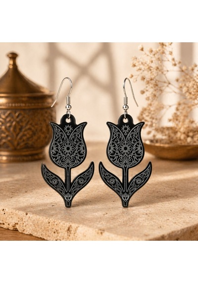 Tamgacrafts Lale Motifli Siyah Akrilik Sallantılı Küpe - Özel Seri 4 Cm