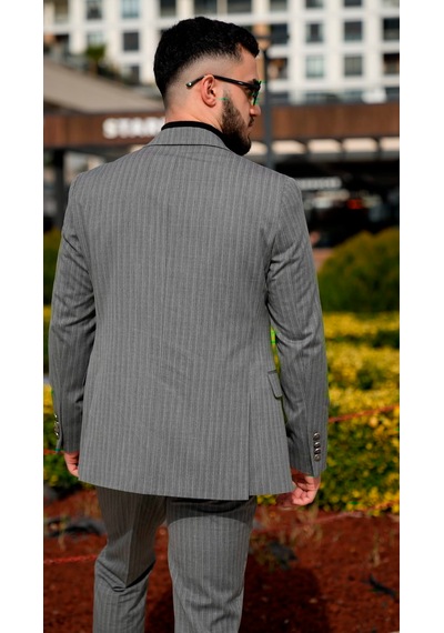 Dupont Classics Dupont Erkek Slim Fit 6 Drop Kruvaze Sivri Yaka Çift Yırtmaç Takım Elbise Gri Dupont Classics Dupont Erkek Slim Fit 6 Drop Kruvaze Sivri Yaka Çift Yırtmaç Takım Elbise Gri