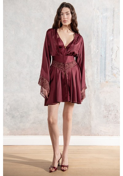 Brigette Bordo Altın Detaylı Dantel Detaylı Kısa Saten Sabahlık / Kimono