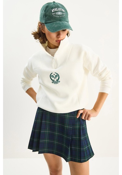 Shade Kadın Dik Yaka Yarım Fermuarlı İçi Polarlı Crop Sweatshirt 1808 60283713 - Beyaz