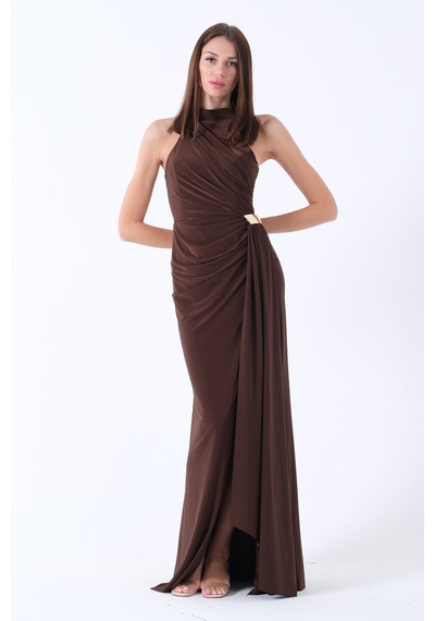 Feminist Kahve Halter Yaka Drapeli Beli Gold Toka Detaylı Straplez Abiye 9705862 Kahverengi Feminist Kahve Halter Yaka Drapeli Beli Gold Toka Detaylı Straplez Abiye 9705862 Kahverengi