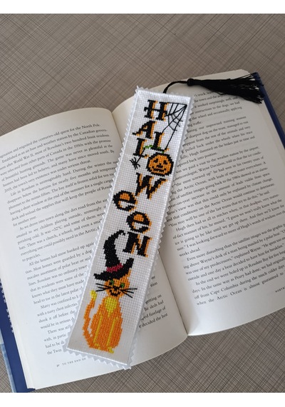 Halloween Kanaviçe Kitap Ayracı
